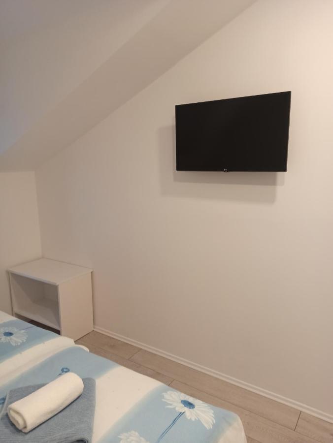 Peric West Apartment