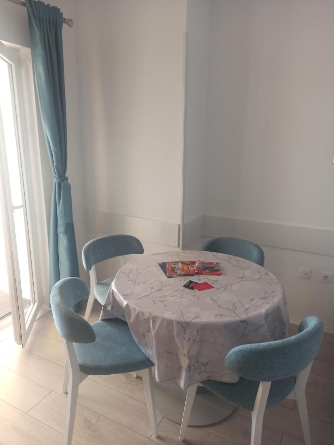 Apartment Peric West *